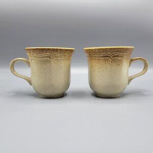 Vintage Mikasa Whole Wheat Stoneware Coffee Mugs Set Of 2 E 8000 Made In Japan